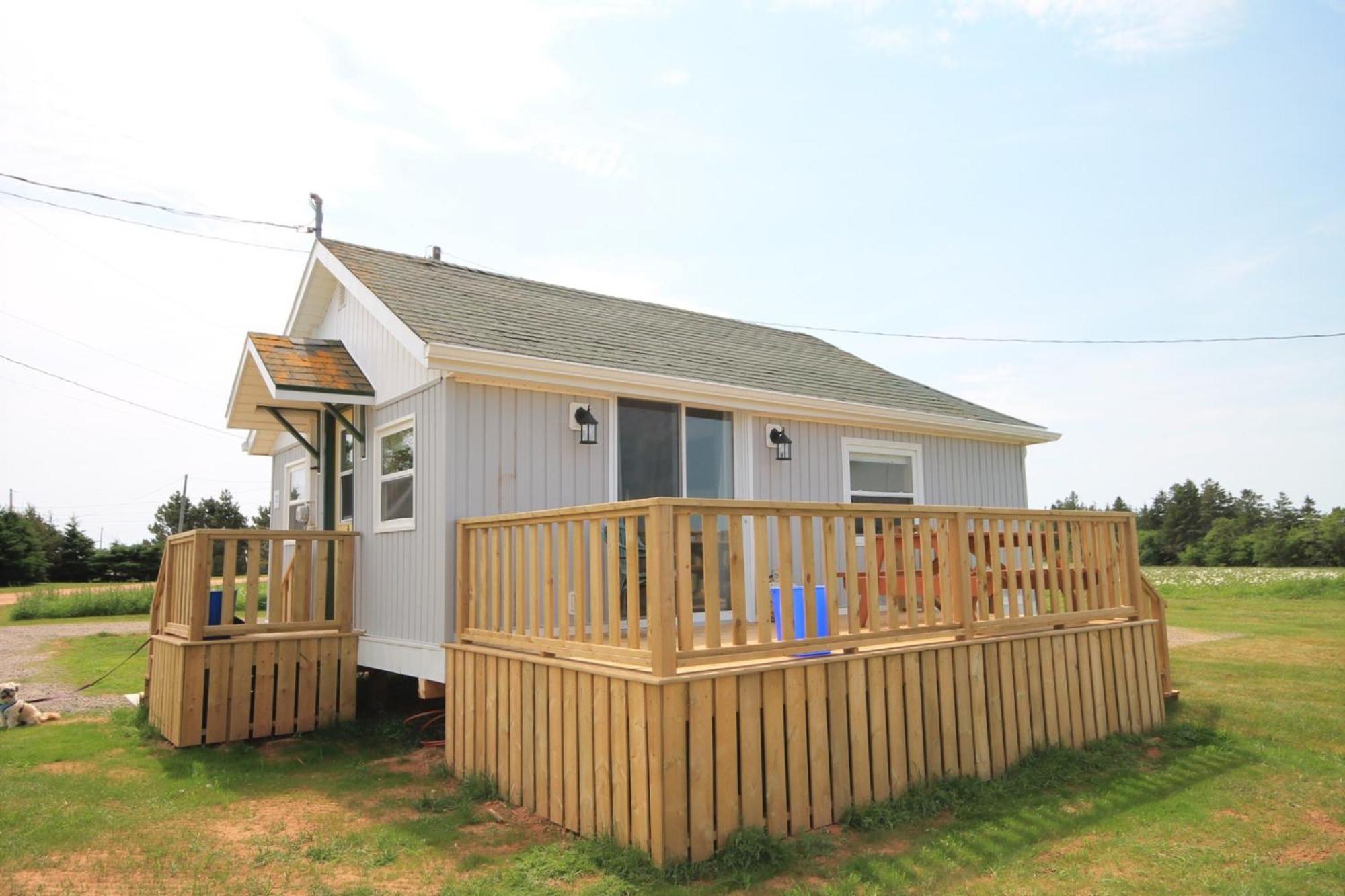 Cavendish Bosom Buddies Cottage Resort Exterior photo
