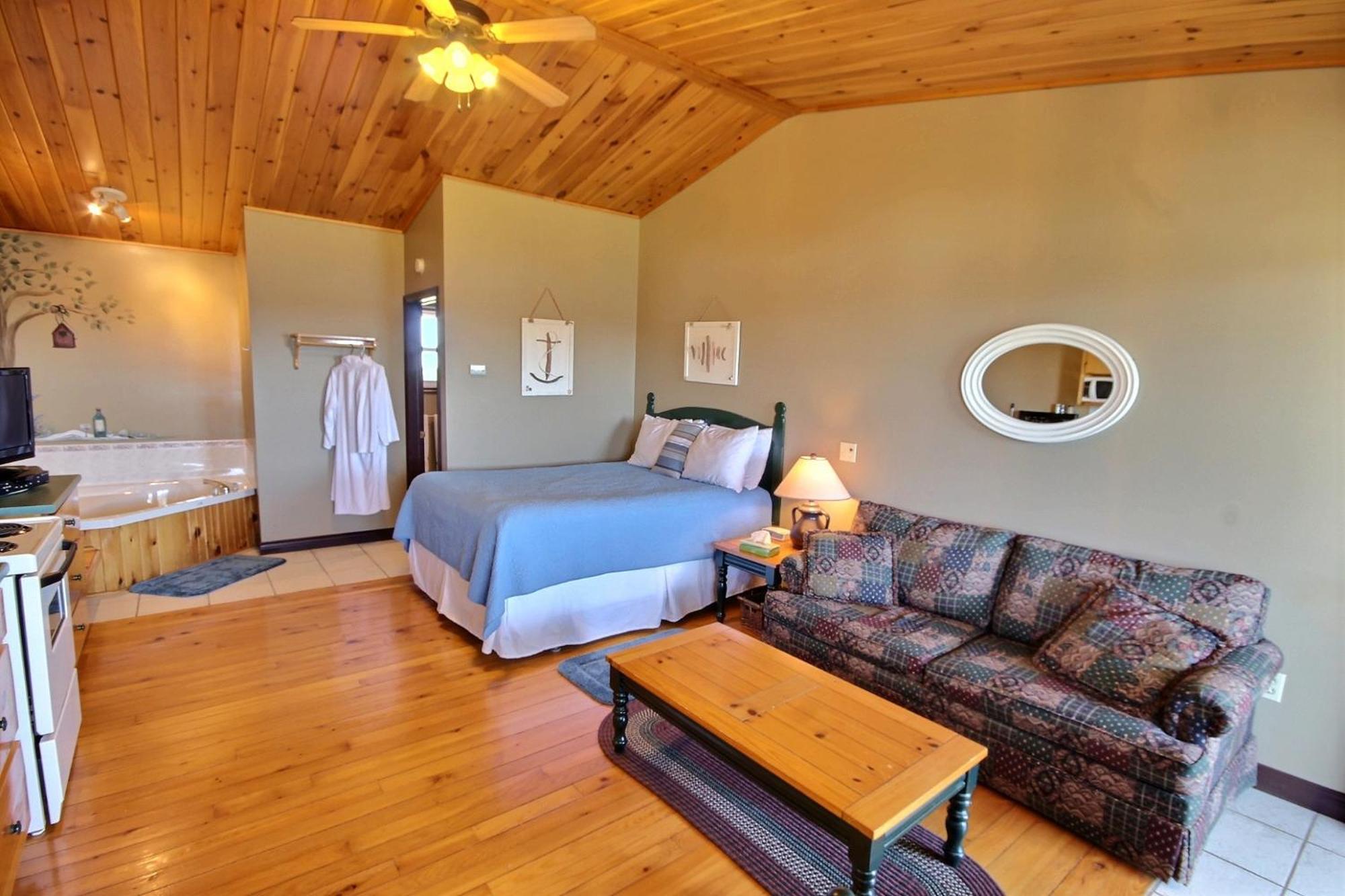 Cavendish Bosom Buddies Cottage Resort Room photo