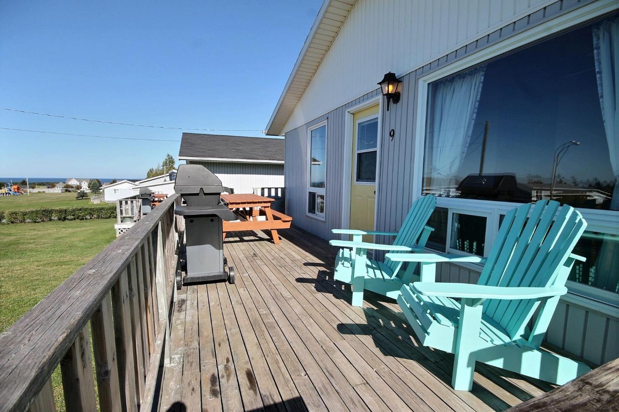 Cavendish Bosom Buddies Cottage Resort Room photo