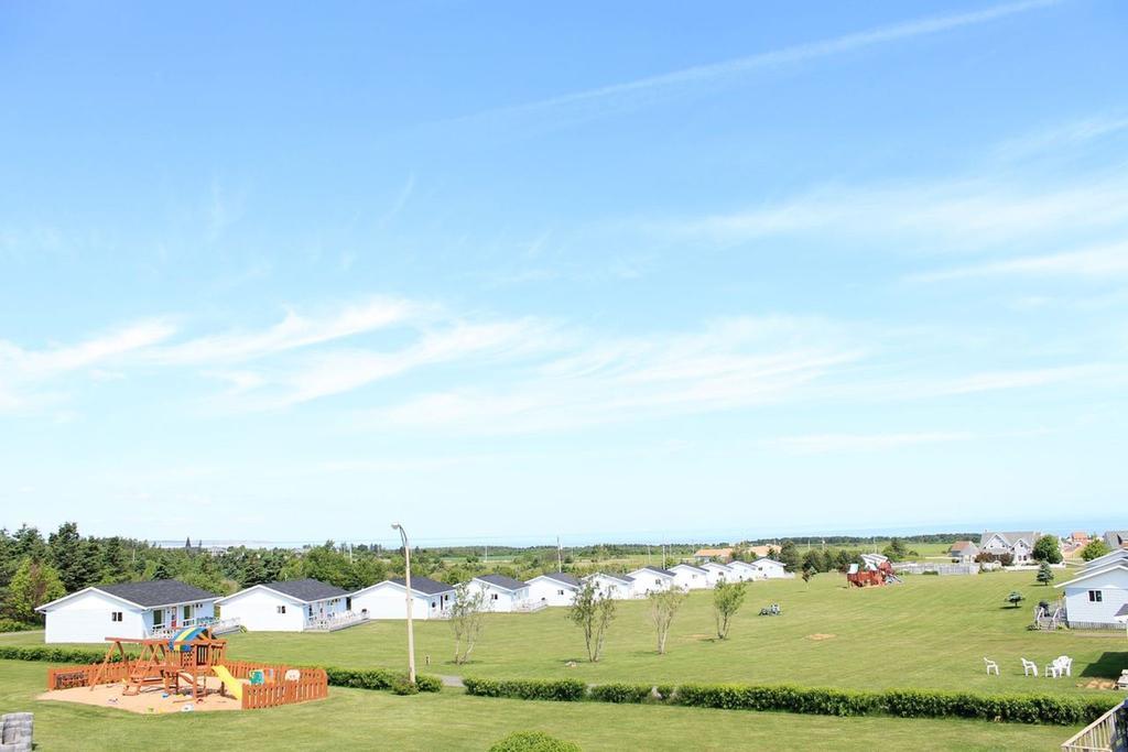 Cavendish Bosom Buddies Cottage Resort Exterior photo